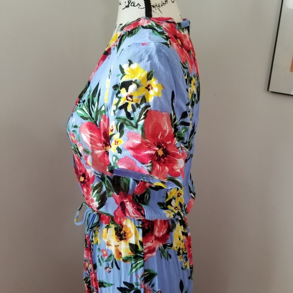 Floral Blue Dress, SIZE S, Open In the front. - Picture 9 of 16
